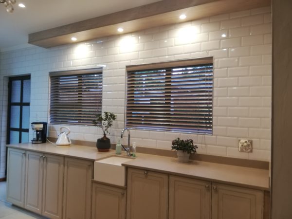 Basswood blinds fitted in luxury lounge – Eden Blinds Pretoria